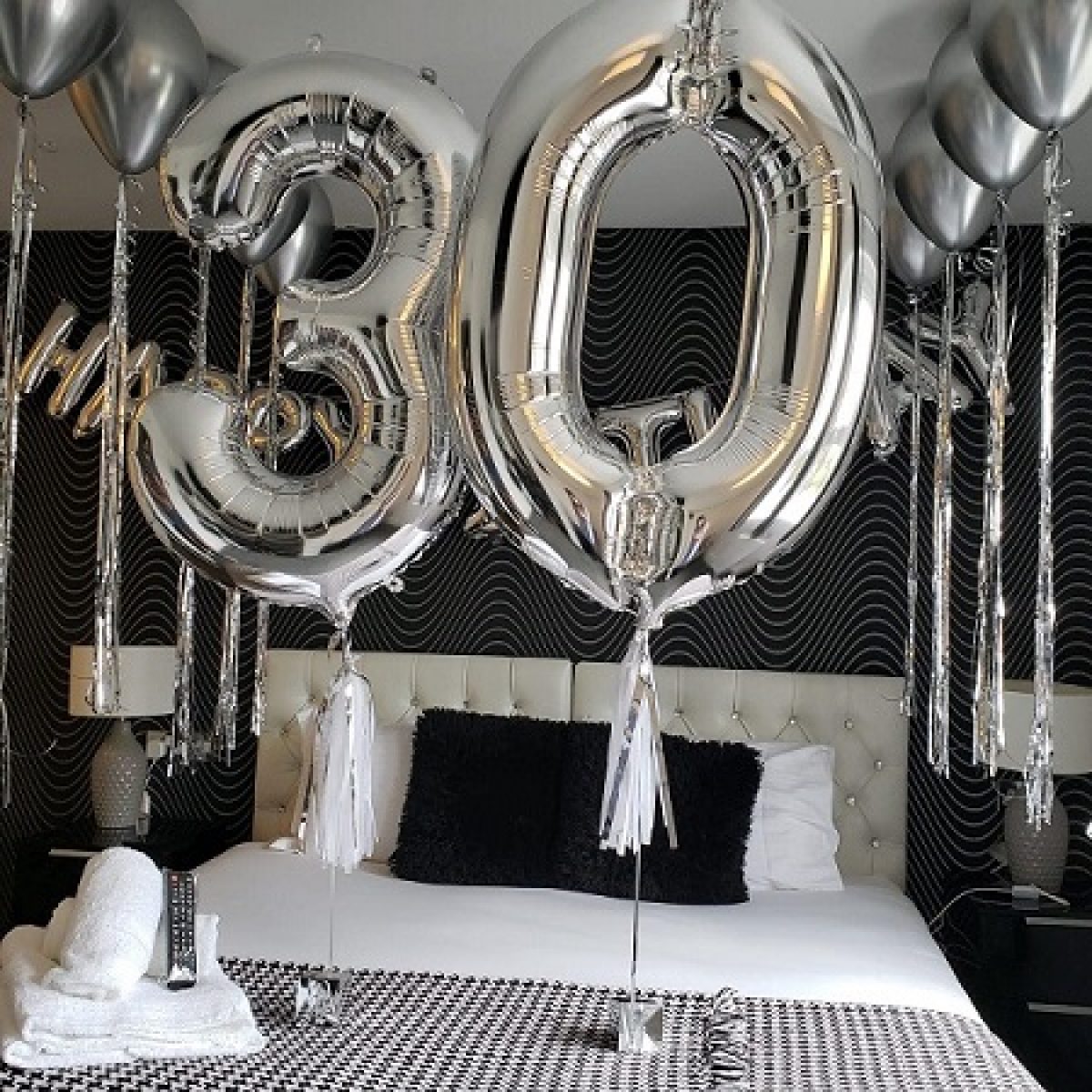 hotel birthday room decoration package 30th1